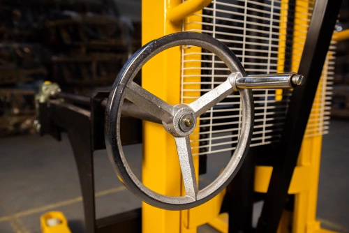 Штабелер-бочкокантователь гидравлический 0,5 т 2 м TOR WDS500-2000 по ценам производителя в Воронеже с доставкой по всей России