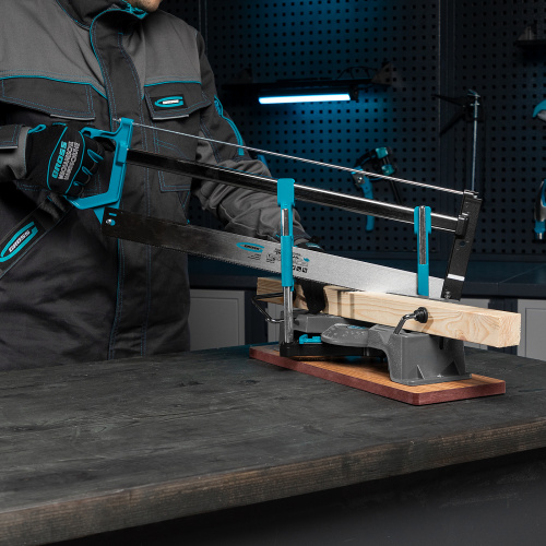 Стусло прецизионное, пила 550 мм, две прижимные струбцины Gross по ценам производителя в Воронеже с доставкой по всей России