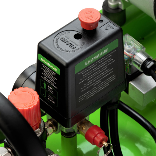 Компрессор безмаслянный малошумный МБ 2250/100, 2250 Вт, 100л, 400 л/мин Сибртех по ценам производителя в Воронеже с доставкой по всей России