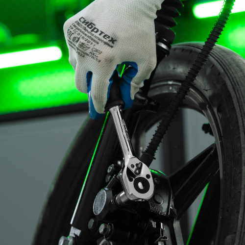 Ключ-трещотка 3/8", 45 зубьев, с быстрым сбросом, CrV, хром Сибртех по ценам производителя в Воронеже с доставкой по всей России