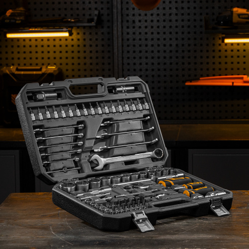 Набор инструментов, 1/2", 1/4", CrV, S2, пластиковый кейс, 82 предмета Denzel по ценам производителя в Воронеже с доставкой по всей России