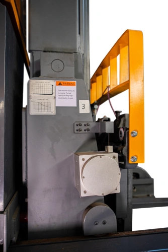 Ричтрак электрический с кабиной TOR 2,0 т 6,2 м CQD20-D Li-ion купить в Москве с доставкой по всей России | ProtosMarket.ru