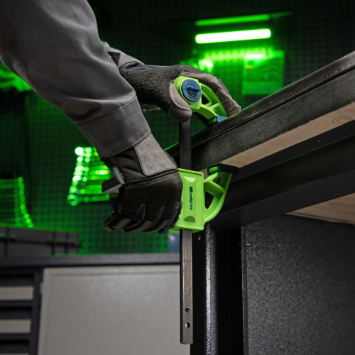 Струбцина F-образная, быстрозажимная, 150 х 70 х 360 мм, пластиковый корпус, фиксатор, двухкомпонентная рукоятка Сибртех по ценам производителя в Воронеже с доставкой по всей России