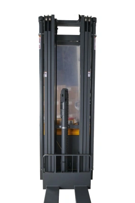 Штабелер самоходный 1,5 т 5,6 м XILIN CDDR15-III 24/200 В/Ач (сопровождаемый) по ценам производителя в Воронеже с доставкой по всей России