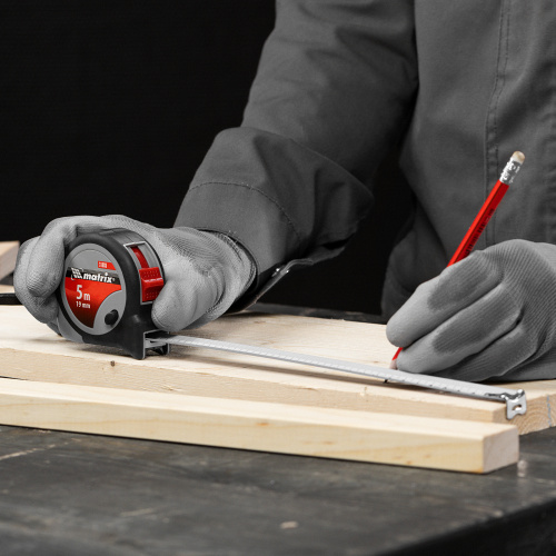 Рулетка Continuous fixation,5 м х 19 мм,двухкомпонентный корпус,плавная фиксация Matrix по ценам производителя в Воронеже с доставкой по всей России