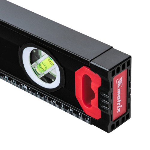 Уровень алюминиевый, усиленный, фрезерованный, 3 глазка, двухкомпонентные рукоятки, 1500 мм Matrix по ценам производителя в Воронеже с доставкой по всей России