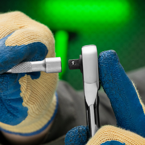 Ключ-трещотка 1/4", 45 зубьев, цельнометаллический, с быстрым сбросом, CrV, хром Сибртех по ценам производителя в Воронеже с доставкой по всей России