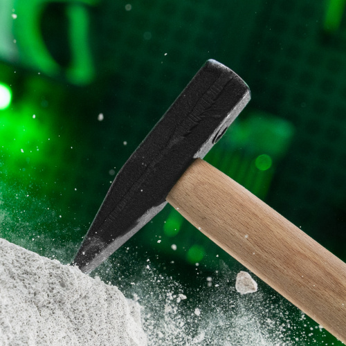 Молоток слесарный 300 г, квадратный боек, деревянная рукоятка Сибртех по ценам производителя в Воронеже с доставкой по всей России