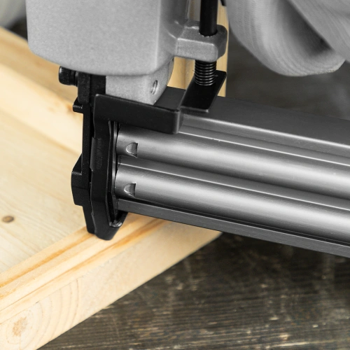 Нейлер пневматический для гвоздей от 10 до 32 мм Matrix по ценам производителя в Воронеже с доставкой по всей России