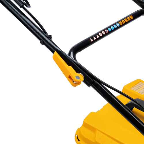 Газонокосилка электрическая GM-1800, 1800 Вт, шир. 38 см, 6 уров., травосб. 40 л. Denzel по ценам производителя в Воронеже с доставкой по всей России