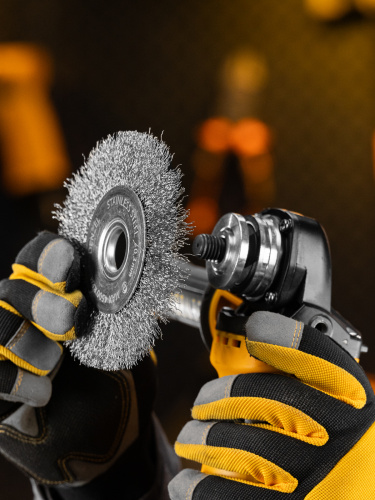 Щетка для УШМ, 125 мм, "Плоская", витая нержавеющая проволока 0.3 мм, посадка 22.2 мм Denzel по ценам производителя в Воронеже с доставкой по всей России