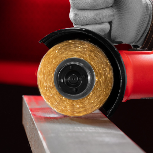 Щетка для УШМ, 100 мм, посадка 22.2 мм, плоская, латунированная витая проволока Matrix по ценам производителя в Воронеже с доставкой по всей России