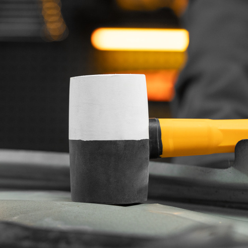 Киянка резиновая, 225 г, черно-белая, фибергласовая рукоятка c TPR покрытием Denzel по ценам производителя в Воронеже с доставкой по всей России