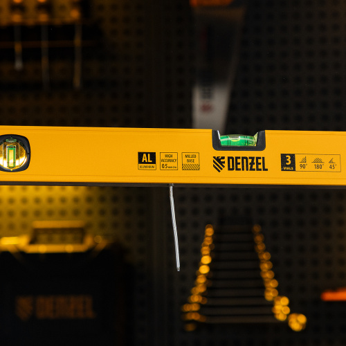 Уровень алюминиевый, магнит, фрезерованный, 3 глазка (1 зеркал.) 0,5 мм/м, 600 мм Denzel по ценам производителя в Воронеже с доставкой по всей России