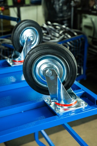 Тележка платформенная TOR ТП-Д (700х1200) с двумя ручками (колеса 200) по ценам производителя в Воронеже с доставкой по всей России