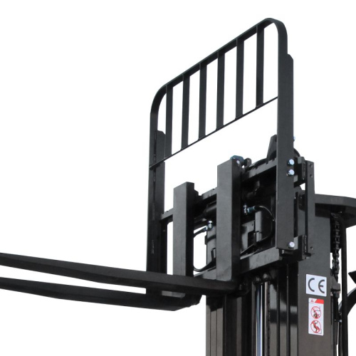 Электрический погрузчик YETT CPD18-A3LIH4-M-ZSM600-3W по ценам производителя в Воронеже с доставкой по всей России