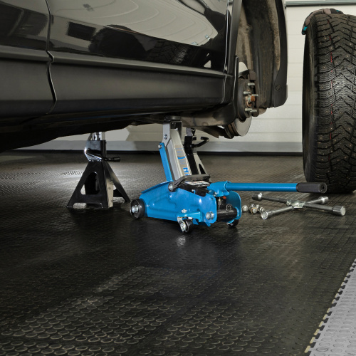 Домкрат гидравлический подкатной, 2 т, h подъема 140-340 мм Stels по ценам производителя в Воронеже с доставкой по всей России