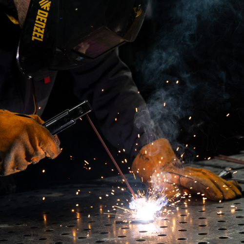 Аппарат инвертор. полуавтомат. cварки IMIG-205SDR, 200 А, ПВ 60%, катушка 5 кг Denzel по ценам производителя в Воронеже с доставкой по всей России