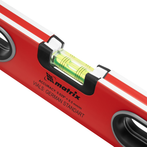 Уровень алюминиевый, 600 мм, 3 глазка, ударопрочные заглушки, двухкомпонентные ручки Matrix ProFI по ценам производителя в Воронеже с доставкой по всей России