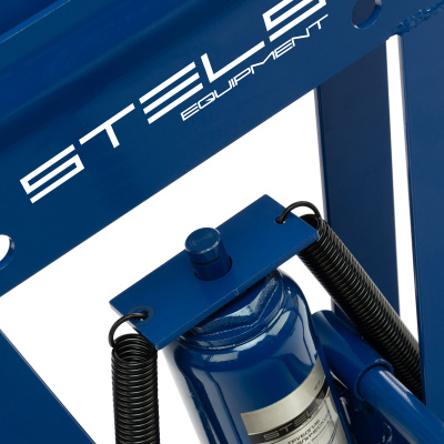 Трубогиб гидравлический, 8 т, в комплекте с башмаками 1/2-1, пластиковый кейс, Stels по ценам производителя в Воронеже с доставкой по всей России