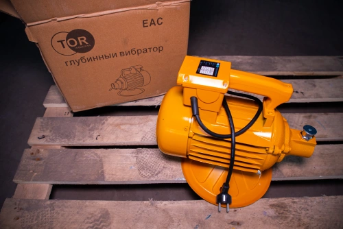 Электропривод глубинного вибратора для бетона 2,2 кВт TOR ZN70-JT (японский тип) по ценам производителя в Воронеже с доставкой по всей России