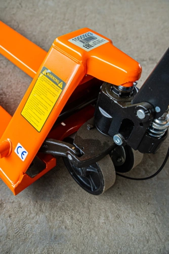 Тележка гидравлическая с тормозом 2500 кг 1150 мм полиуретановые колеса XILIN BFB по ценам производителя в Воронеже с доставкой по всей России