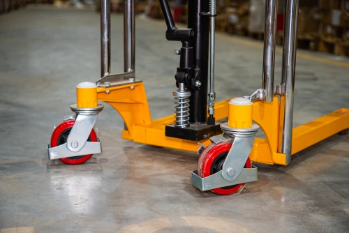 Штабелер гидравлический 0,4 т 1,5 м TOR PF4150R для рулонов по ценам производителя в Воронеже с доставкой по всей России