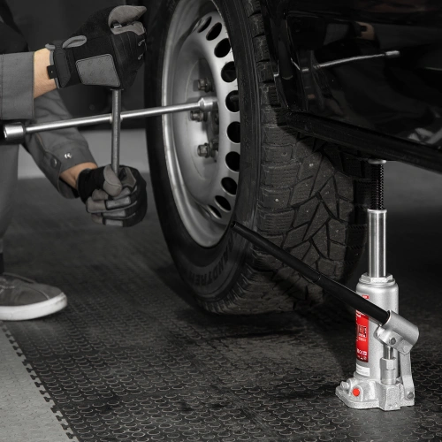 Домкрат гидравлический бутылочный, 4 т, высота подъема 194-372 мм, в пластиковый кейсе Matrix по ценам производителя в Воронеже с доставкой по всей России