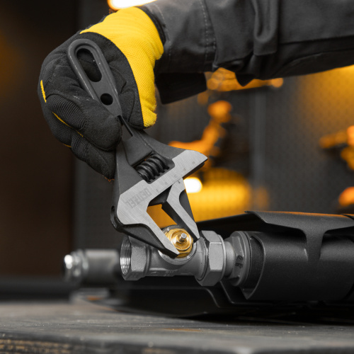 Ключ разводной 185 мм, CrV, кованый, укороченная рукоятка Denzel по ценам производителя в Воронеже с доставкой по всей России