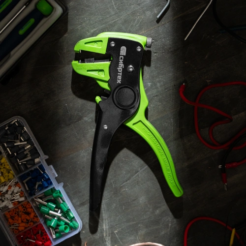 Щипцы для зачистки электропроводов, сечением: 0.2-3.5 мм2, функция обрезания проводов Сибртех по ценам производителя в Воронеже с доставкой по всей России