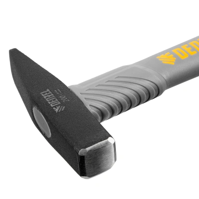 Молоток слесарный, 200 г, кованый, фибергласовая рукоятка c TPR покрытием Denzel купить в Москве с доставкой по всей России | ProtosMarket.ru