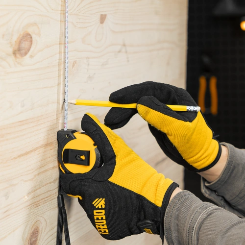 Рулетка 3м х 13мм, двухкомп. корпус, кнопка-пауза Denzel по ценам производителя в Воронеже с доставкой по всей России