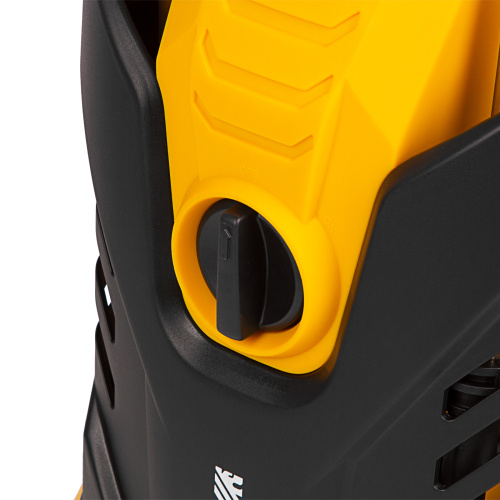 Моечная машина высокого давления R-165, 2200 Вт, 165 бар, 7 л/мин, колесная Denzel по ценам производителя в Воронеже с доставкой по всей России