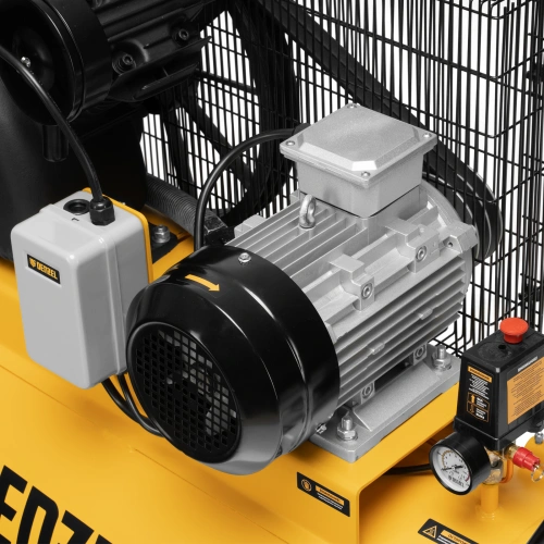 Компрессор воздушный рем. привод BCV 4000-T/200, 4,0 кВт, 200 литров, 690 л/мин Denzel по ценам производителя в Воронеже с доставкой по всей России