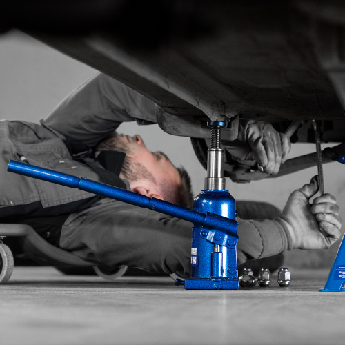 Домкрат гидравлический бутылочный телескопический, 4 т, H подъема 170-420 мм Stels по ценам производителя в Воронеже с доставкой по всей России