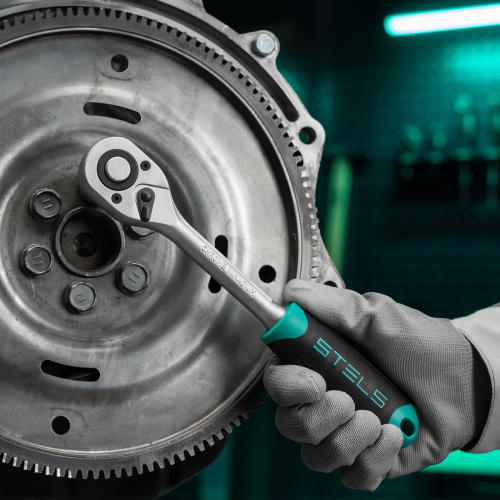 Набор инструментов, 1/2", CrV, пластиковый кейс 31 предмет Stels по ценам производителя в Воронеже с доставкой по всей России