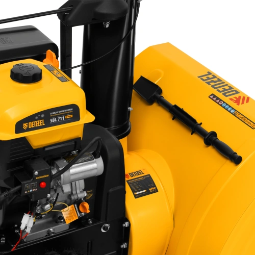 Бензиновая снегоуборочная машина SBL 711D PRO, 302cc, эл.старт, фара, обогрев, блок. дифф. Denzel по ценам производителя в Воронеже с доставкой по всей России
