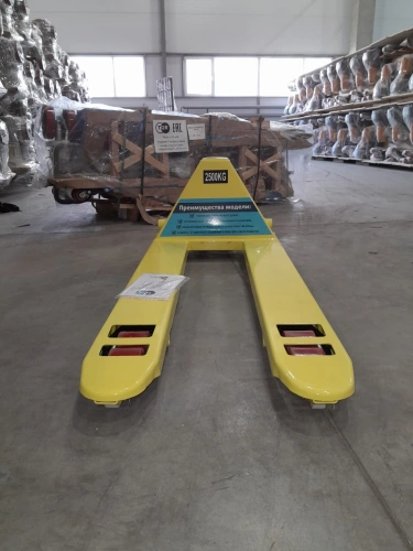 Тележка гидравлическая 2500 кг 1150 мм полиуретановые колеса TOR AC (серия J) по ценам производителя в Воронеже с доставкой по всей России
