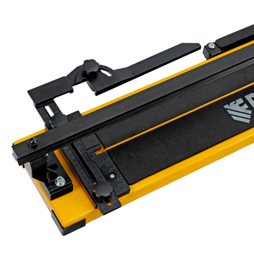 Плиткорез рельсовый 1200х16мм, каретка на подш., стальная станина, усил. рукоятка-пенал Denzel по ценам производителя в Воронеже с доставкой по всей России