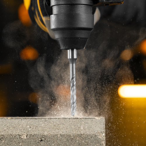 Бур по бетону, цельная крестовая пластина, 6x115 мм, SDS PLUS Denzel по ценам производителя в Воронеже с доставкой по всей России