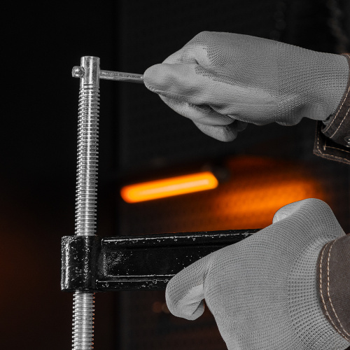 Струбцина G-образная, 300 мм Sparta по ценам производителя в Воронеже с доставкой по всей России