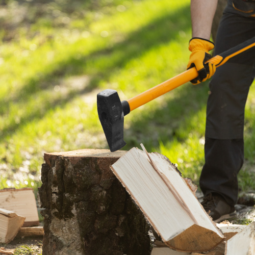 Колун-кувалда 4000 г, кованая, фибергласовая  рукоятка c TPR покрытием, 880 мм Denzel по ценам производителя в Воронеже с доставкой по всей России