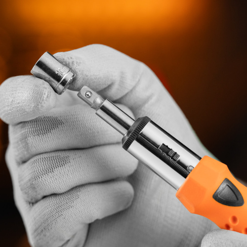 Отвертка реверсивная, биты, головки торцевые, 14 шт, Sparta по ценам производителя в Воронеже с доставкой по всей России