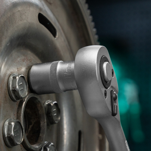 Набор инструментов, 1/2", CrV, пластиковый кейс 31 предмет Stels по ценам производителя в Воронеже с доставкой по всей России