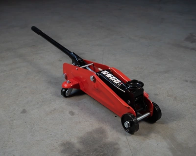 Домкрат подкатной TOR 2,0 т 135-330MM LT-FJ820012 по ценам производителя в Воронеже с доставкой по всей России