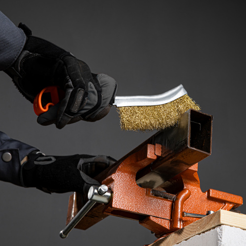 Щетка металлическая с пластмассовой ручкой Sparta по ценам производителя в Воронеже с доставкой по всей России