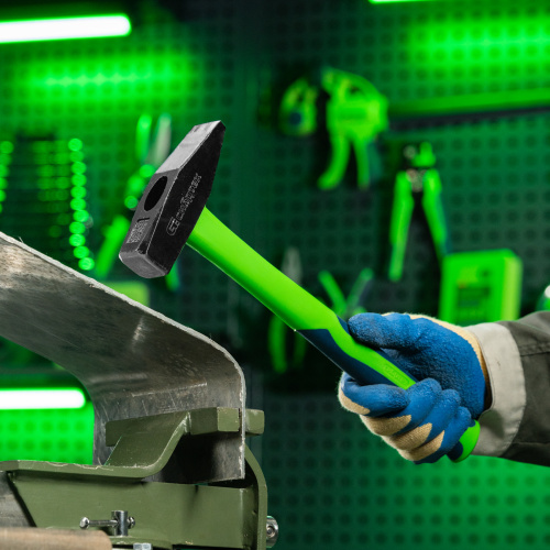 Молоток слесарный, 800 г, фибергласовая обрезиненная рукоятка Сибртех по ценам производителя в Воронеже с доставкой по всей России