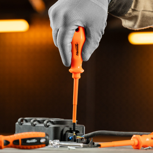 Набор отверток, PH, SL-5 шт, диэлектрические 2 шт, пробник на 220 В-1 шт, 8 шт Sparta по ценам производителя в Воронеже с доставкой по всей России