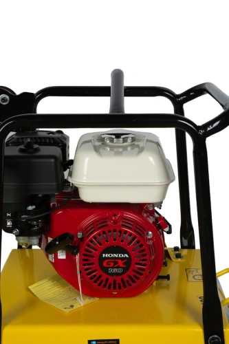 Виброплита 95 кг, 20кН (Honda) без бака TOR C-100 по ценам производителя в Воронеже с доставкой по всей России