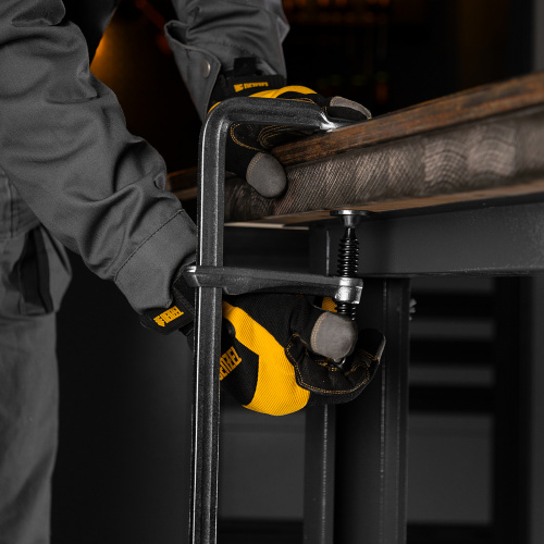 Струбцина F-образная, 100x600мм, кованая Denzel по ценам производителя в Воронеже с доставкой по всей России